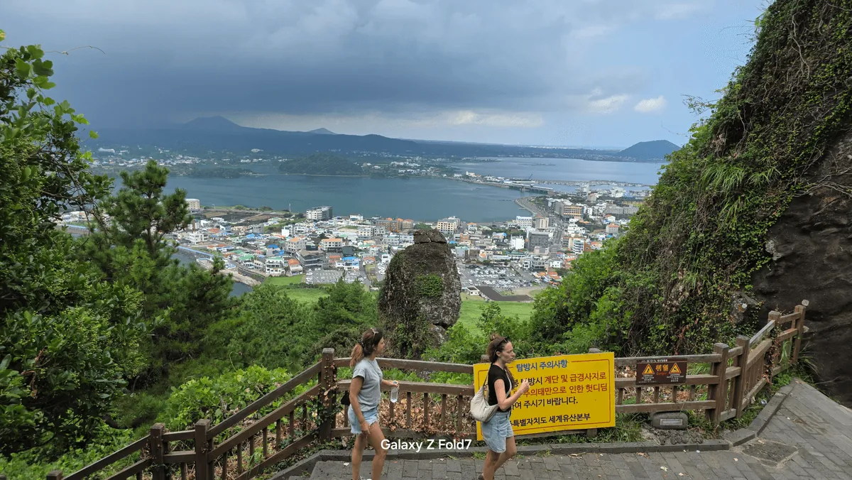 Jelajah Jeju dengan Galaxy Z Fold7 dan Gemini